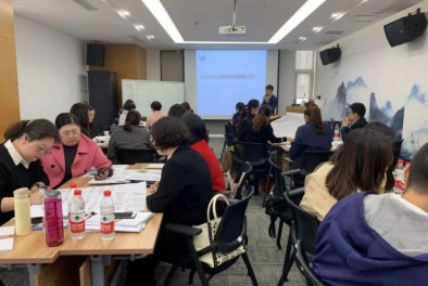 盈科律師學(xué)院培訓(xùn)課程《企業(yè)內(nèi)外交困下的人力資源策略》成功舉辦